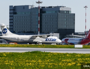Два самолета Utair прервали полеты из-за неисправностей